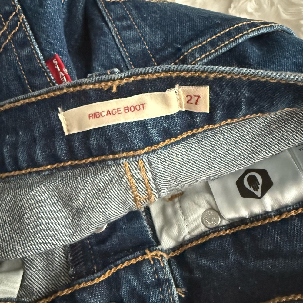 These are perfect nice jeans to go out and style them